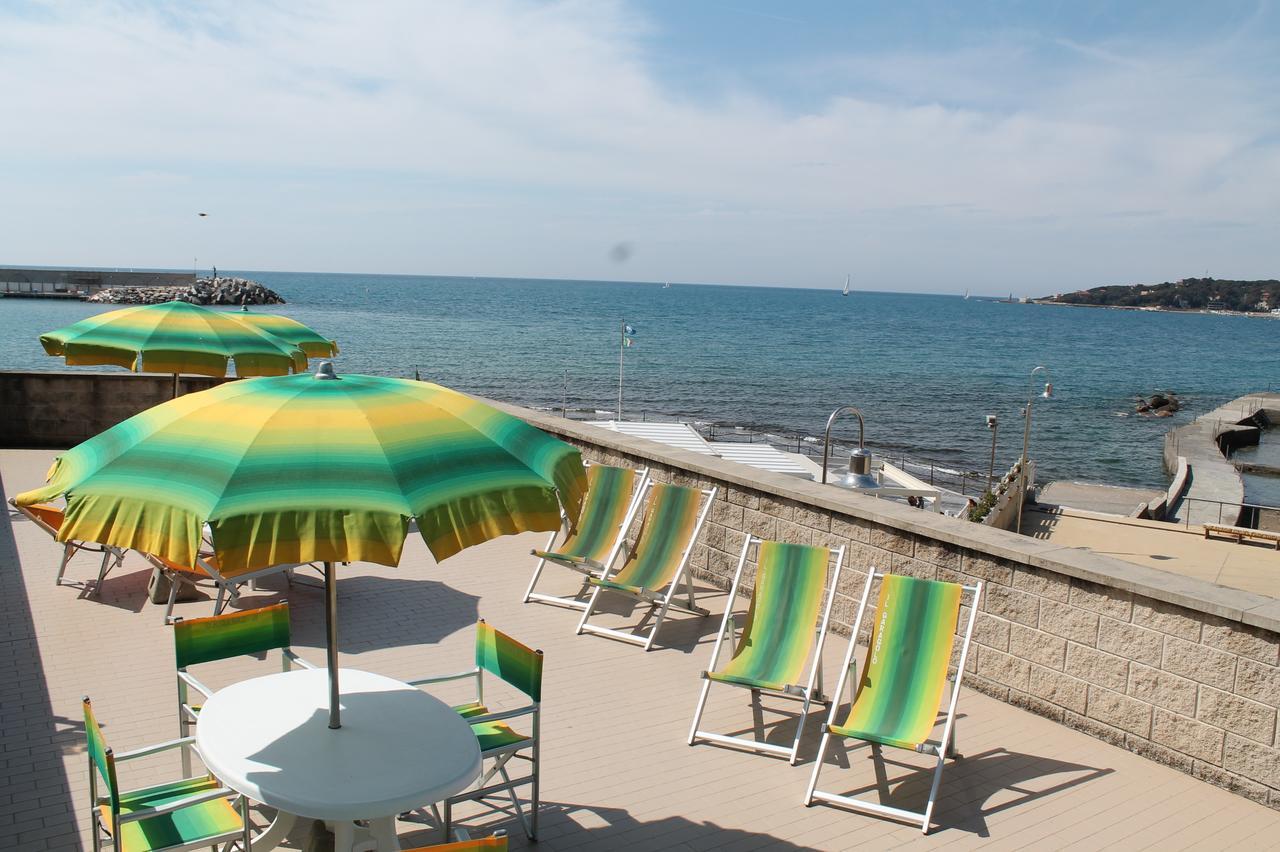 Hotel La Marinella Castiglioncello Exterior photo